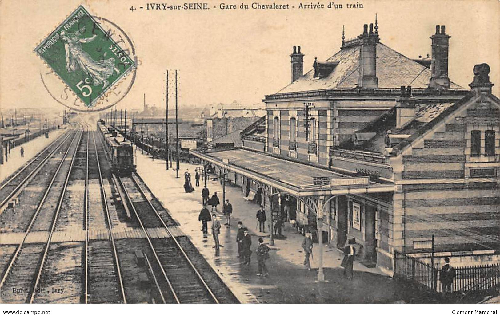 IVRY SUR SEINE - Gare Du Chevalet - Arrivée D'un Train - Très Bon état - Ivry Sur Seine