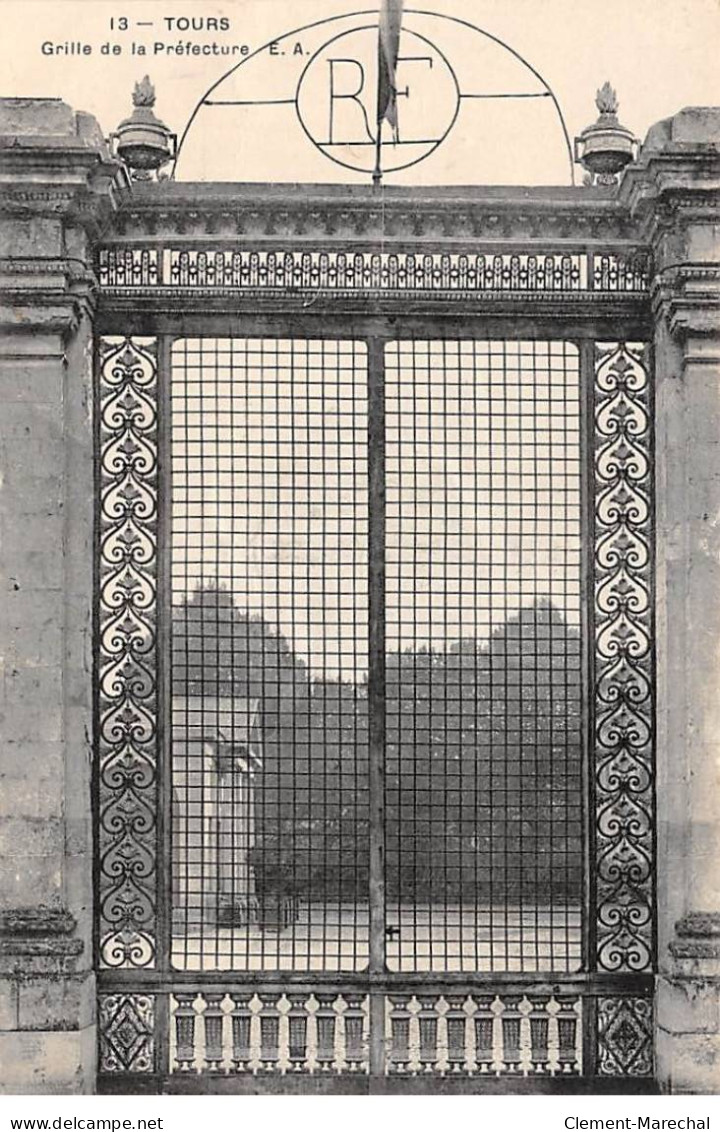 TOURS - Grille De La Préfecture - état - Tours