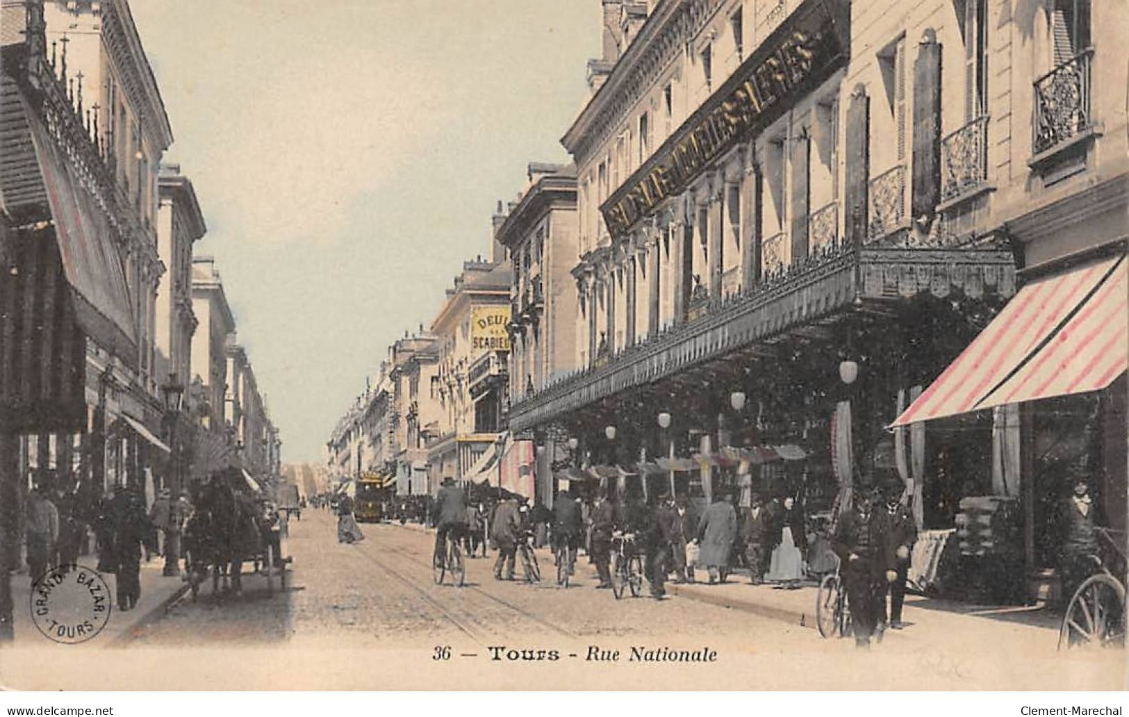 TOURS - Rue Nationale - Très Bon état - Tours