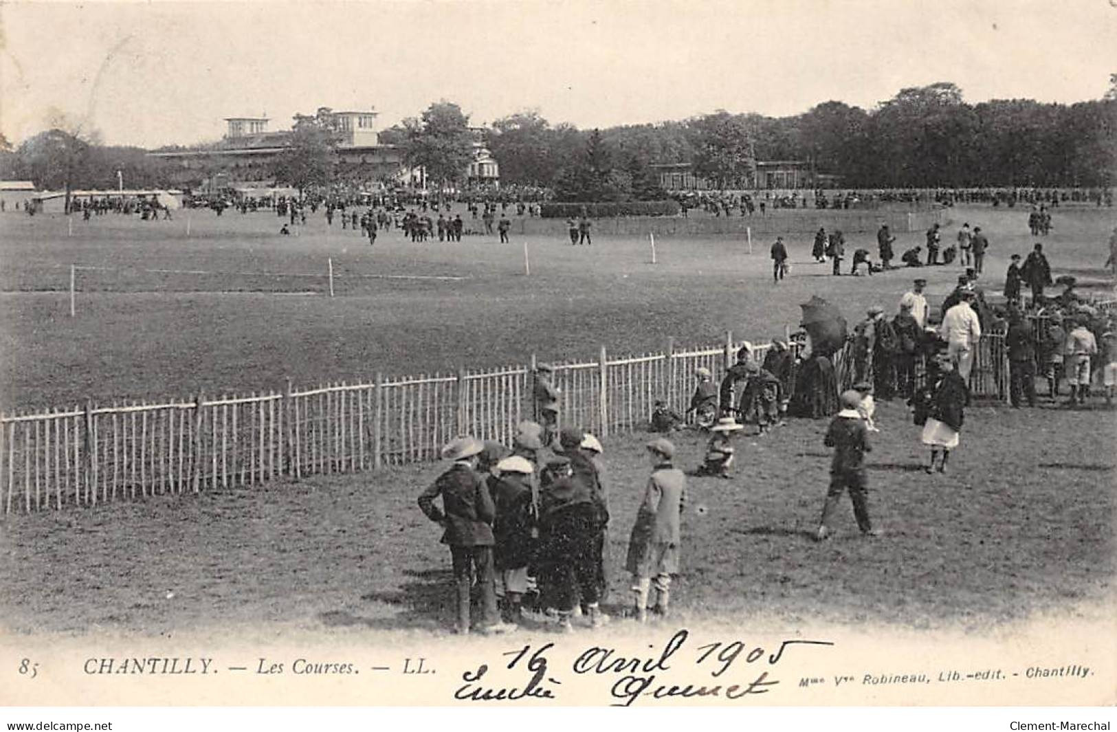 CHANTILLY - Les Courses - Très Bon état - Chantilly