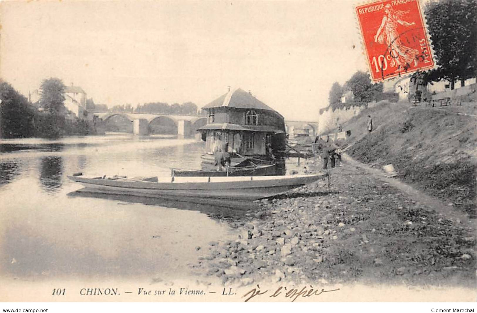 CHINON - Vue Sur La Vienne - Très Bon état - Chinon