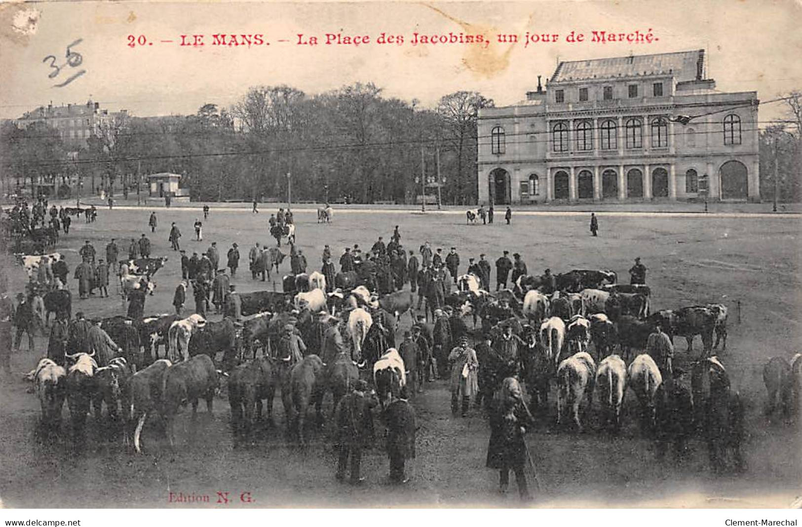 LE MANS - La Place Des Jacobins, Un Jour De Marché - Très Bon état - Le Mans