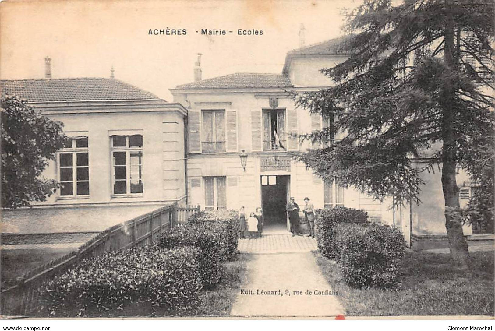 ACHERES - Mairie - Ecoles - Très Bon état - Acheres