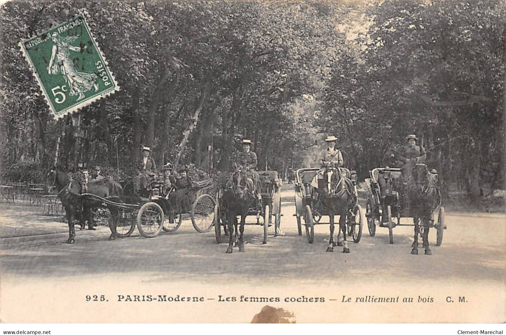 PARIS Moderne - Les Femmes Cochers - Le Ralliement Au Bois - état - Other & Unclassified