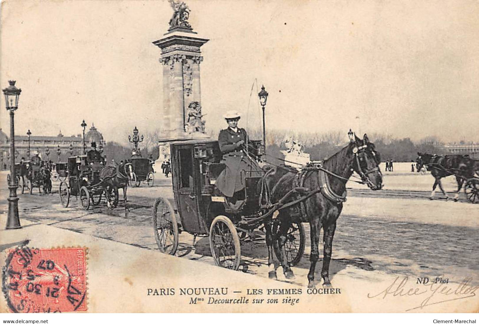 PARIS Nouveau - Les Femmes Cocher - Mme Decourcelle Sur Son Siège - Très Bon état - Other & Unclassified