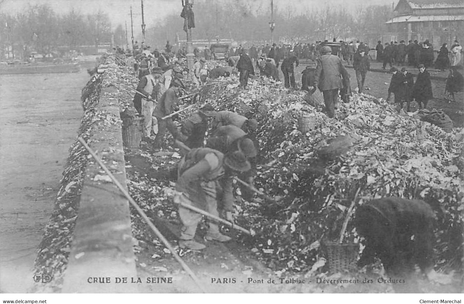 PARIS - Crue De La Seine - Pont De Tolbiac - Déversement Des Ordures - Très Bon état - Paris Flood, 1910