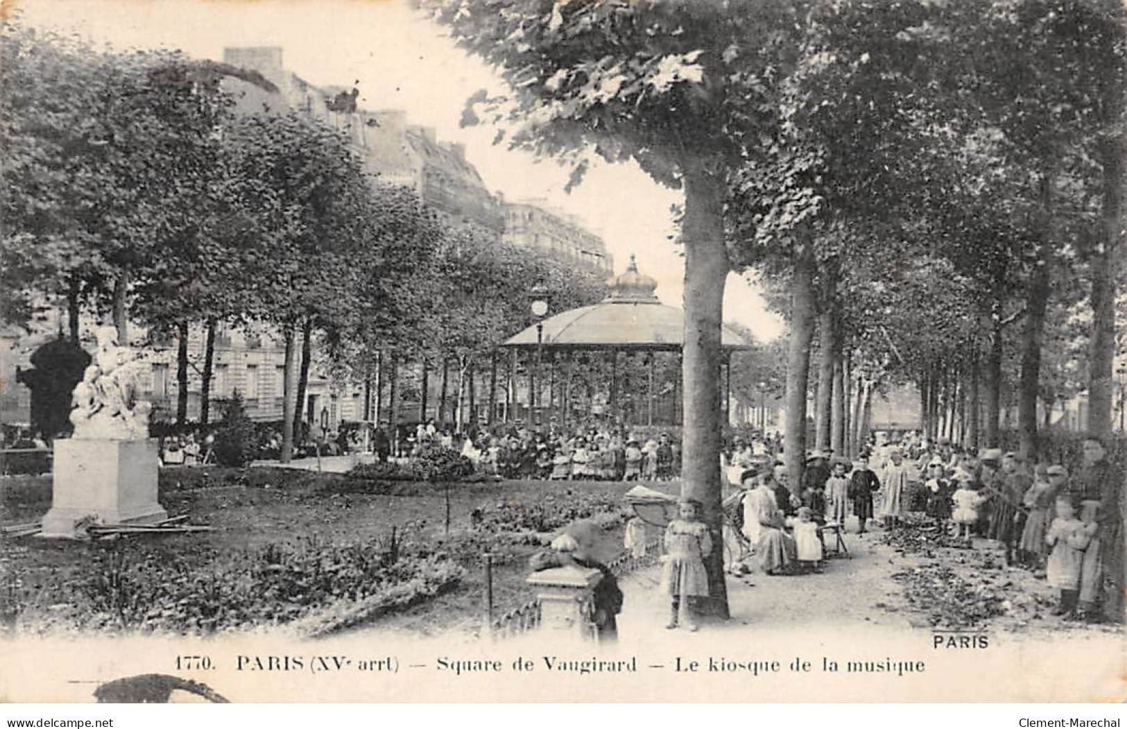 PARIS - Square De Vaugirard - Le Kiosque De La Musique - état - Piazze