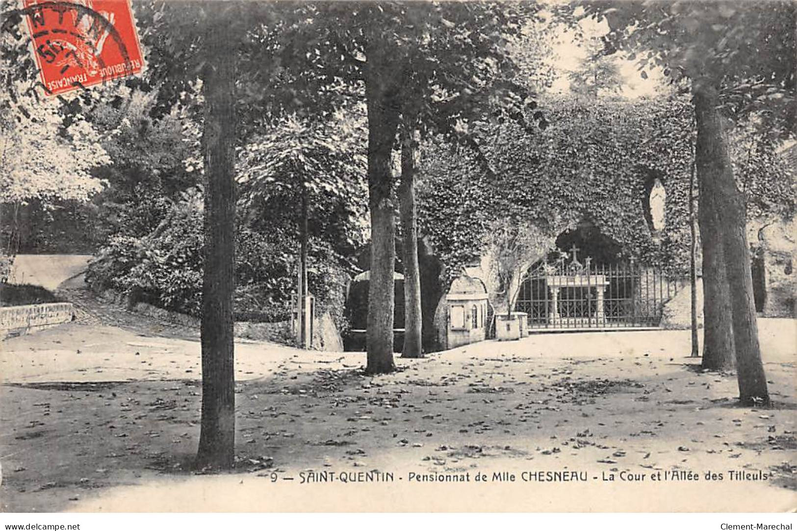 SAINT QUENTIN - Pensionnat De Mlle Chesneau - La Cour Et L'Allée Des Tilleuls - Très Bon état - Saint Quentin