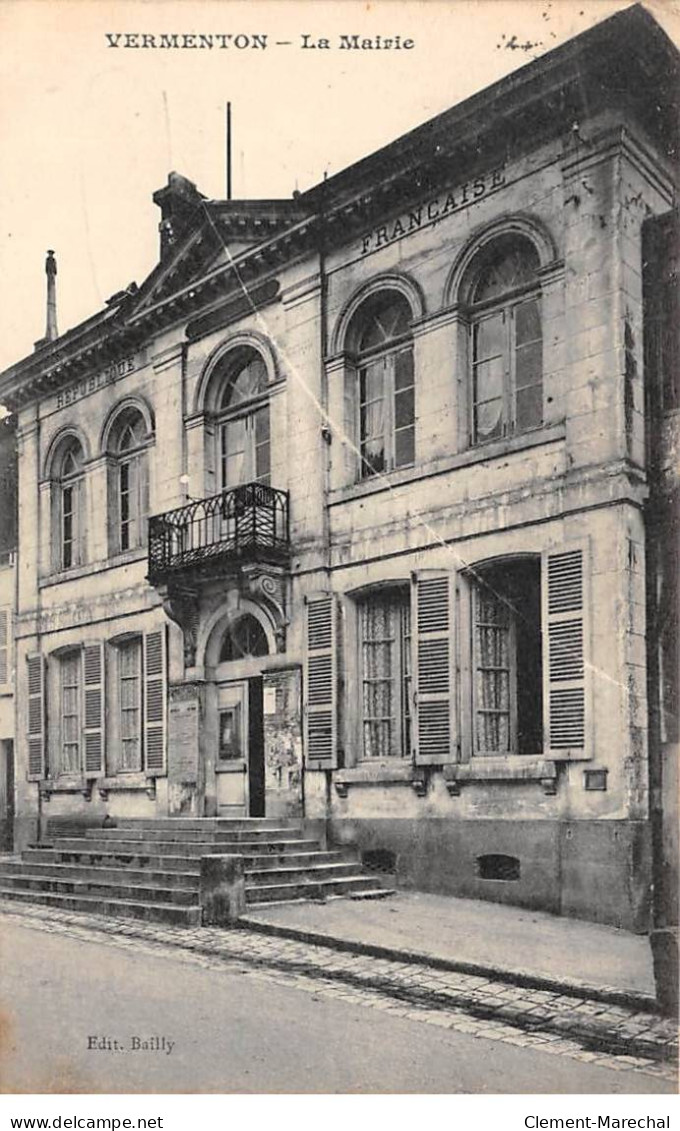 VERMENTON - La Mairie - Très Bon état - Vermenton