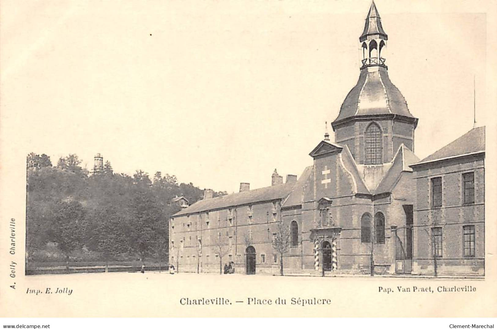 CHARLEVILLE - Place Du Sépulcre - Très Bon état - Charleville