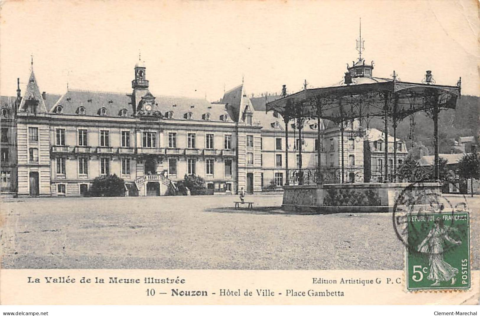 NOUZON - Hôtel De Ville - Place Gambetta - Très Bon état - Sonstige & Ohne Zuordnung