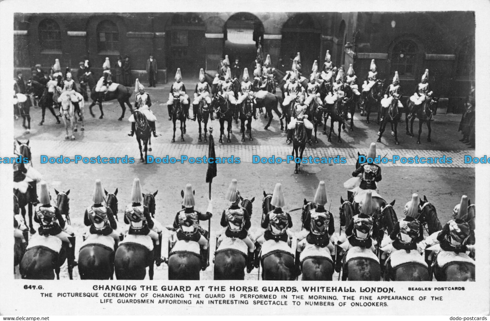 R078616 Changing The Guard At The Horse Guards. Whitehall. London. Beagles. 1924 - Sonstige & Ohne Zuordnung