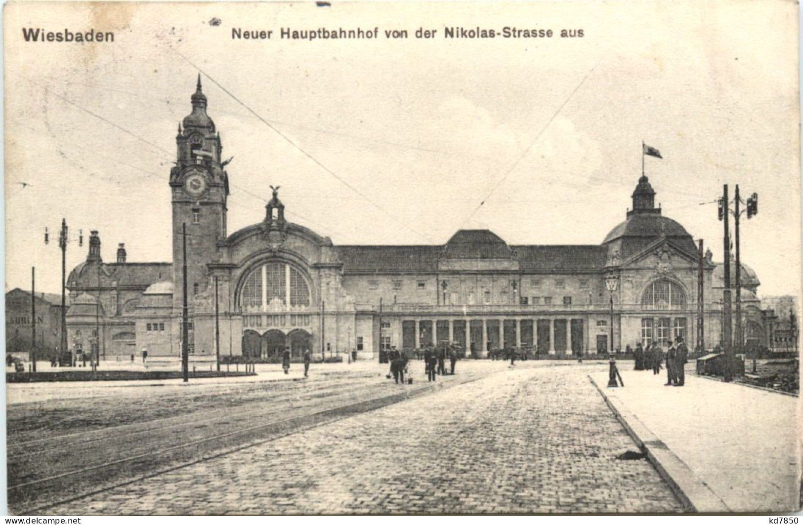 Wiesbaden - Neuer Hauptbahnhof - Wiesbaden