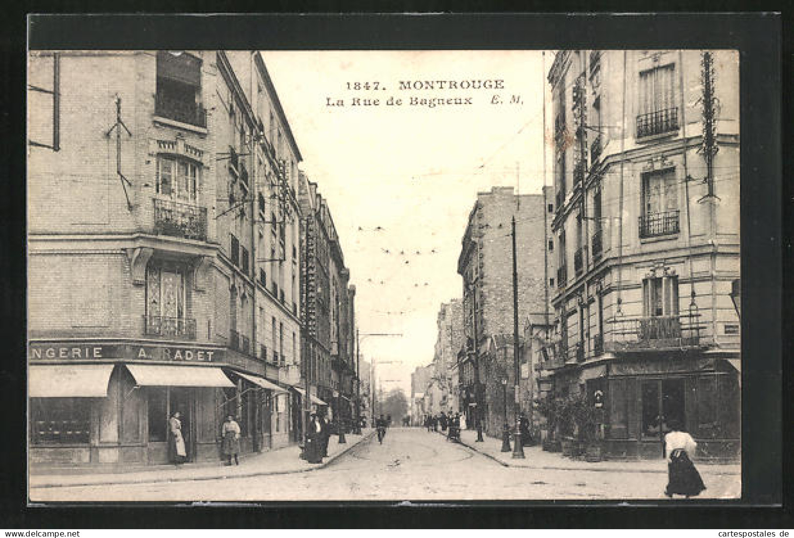 CPA Montrouge, La Rue De Bagneux  - Montrouge