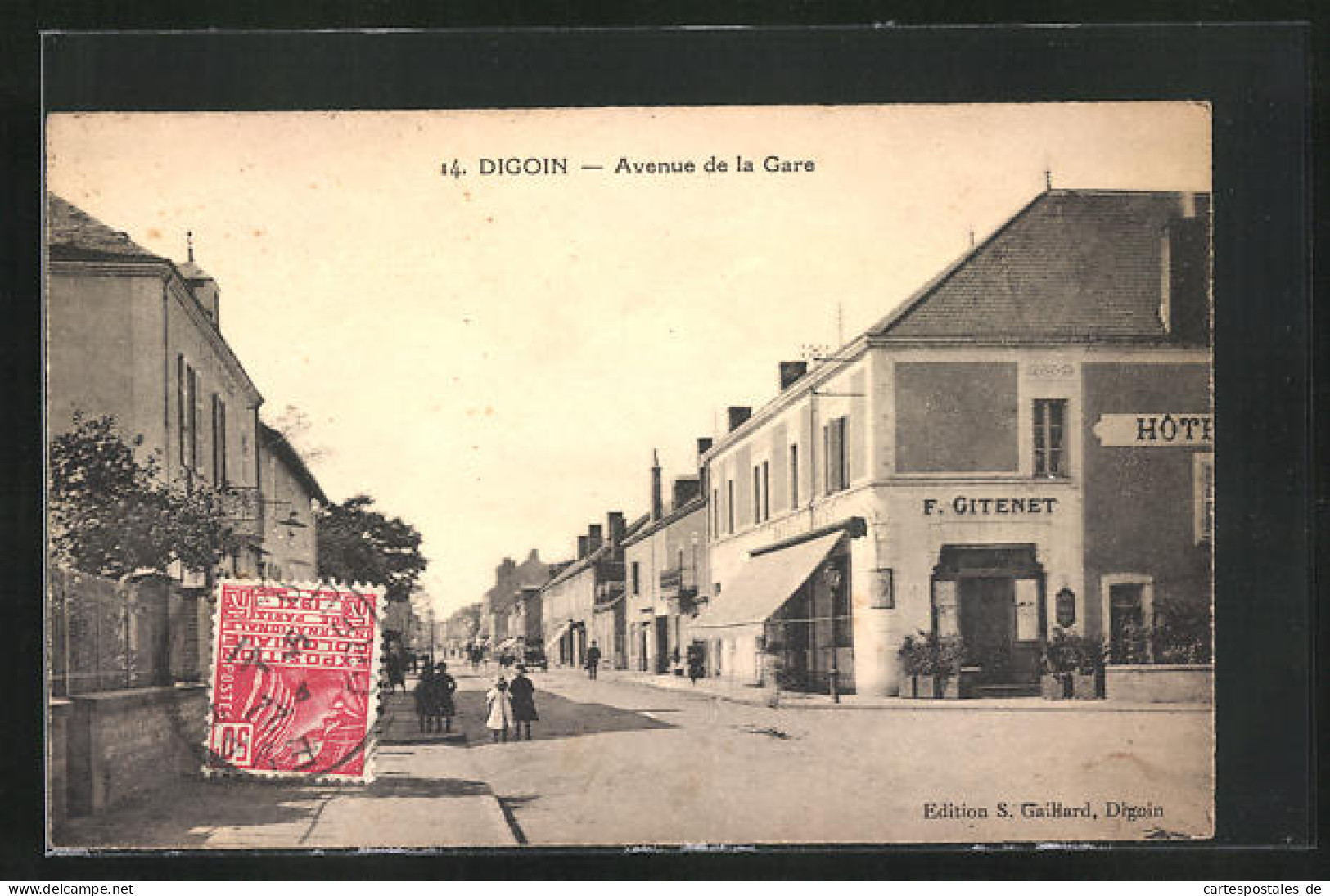 CPA Digoin, Avenue De La Gare, Hotel Gitenet  - Digoin