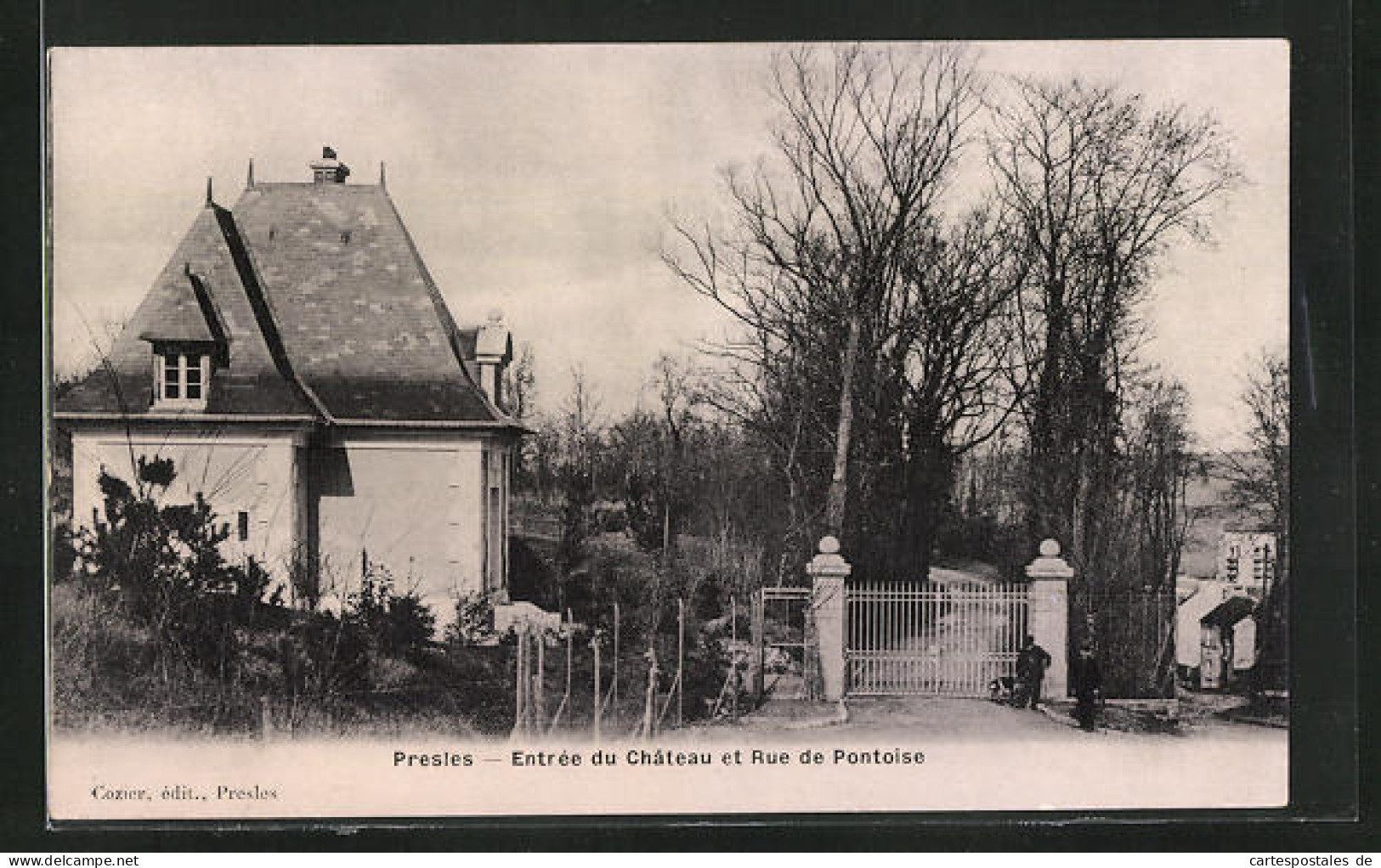 CPA Presles, Entree Du Chateau Et Rue De Pontoise  - Presles