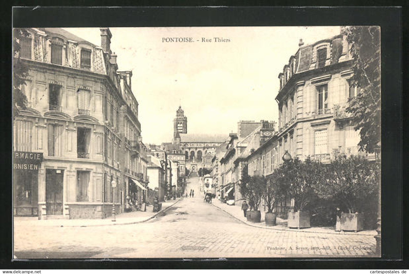 CPA Pontoise, Rue Thiers, Vue Sur L'Église  - Pontoise