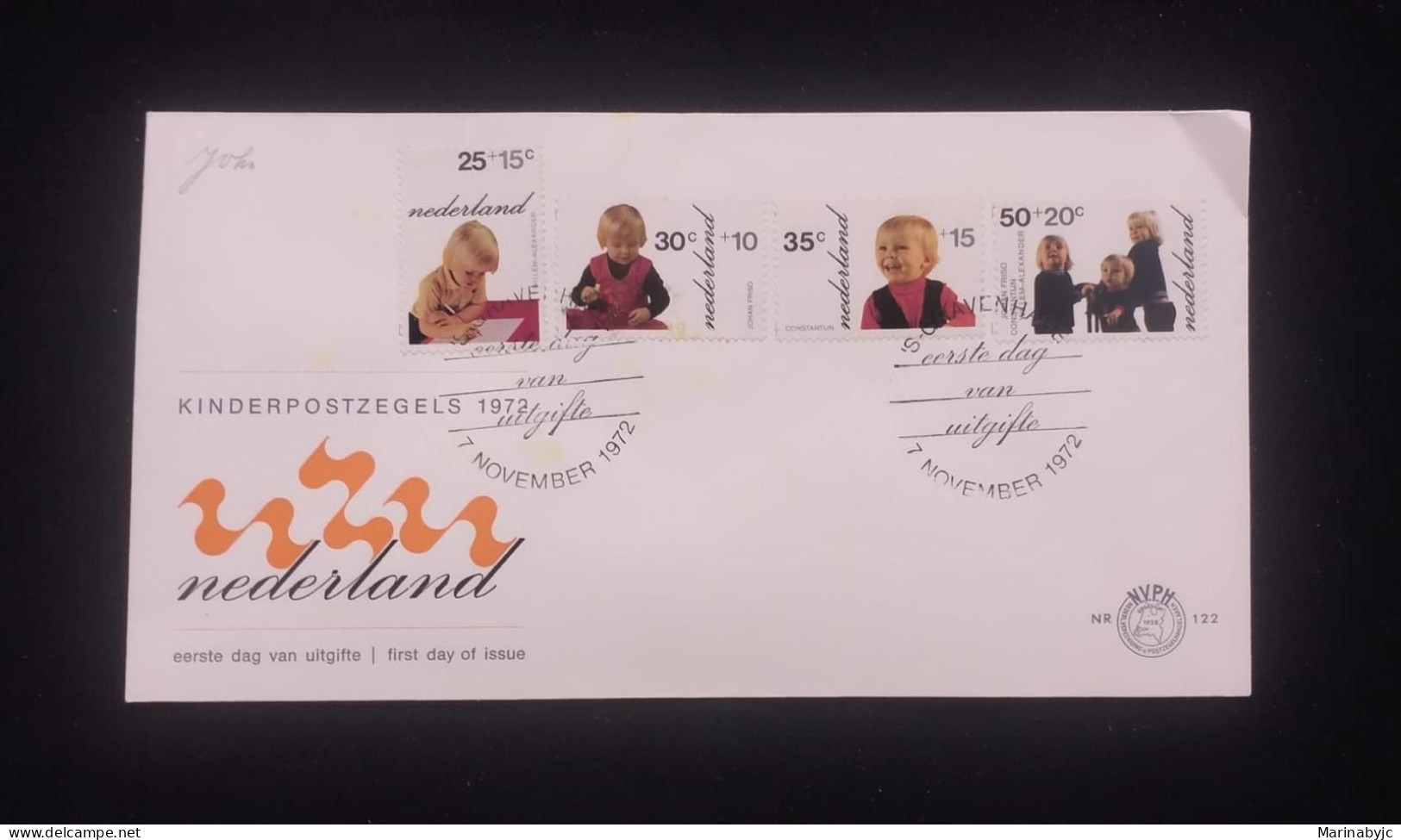 C) 1972. NETHERLANDS. FDC. CHILDREN'S STAMP POSTCARD. XF - Otros & Sin Clasificación