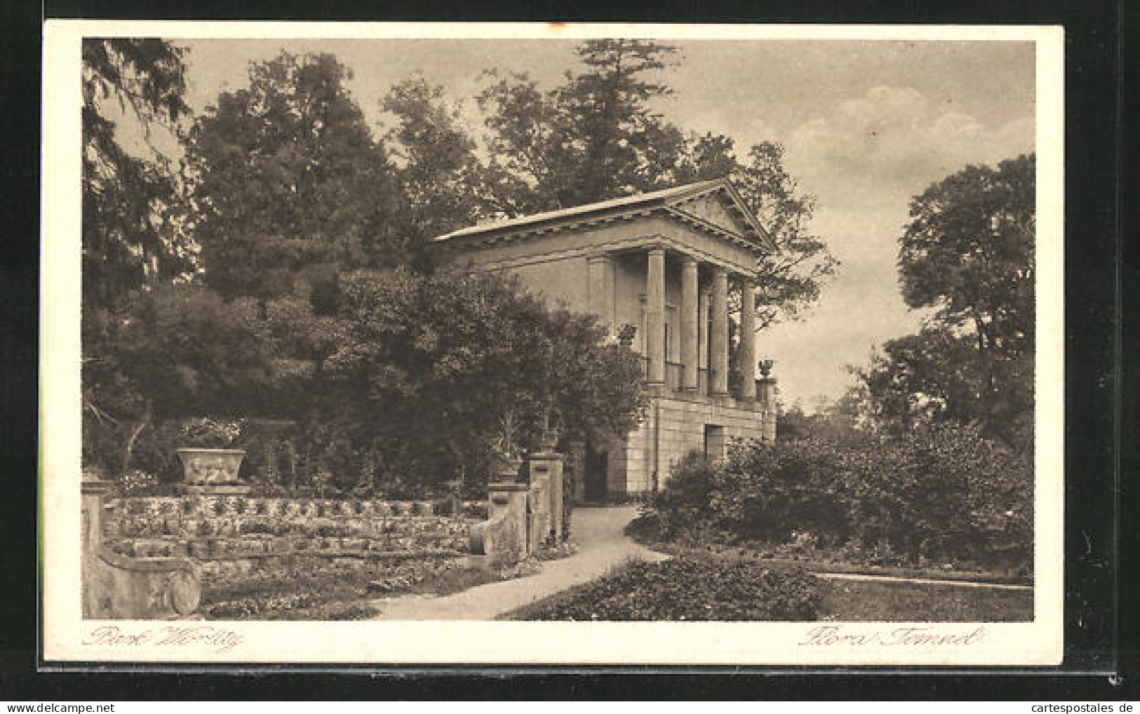 AK Wörlitz, Flora-Tempel Im Park  - Woerlitz