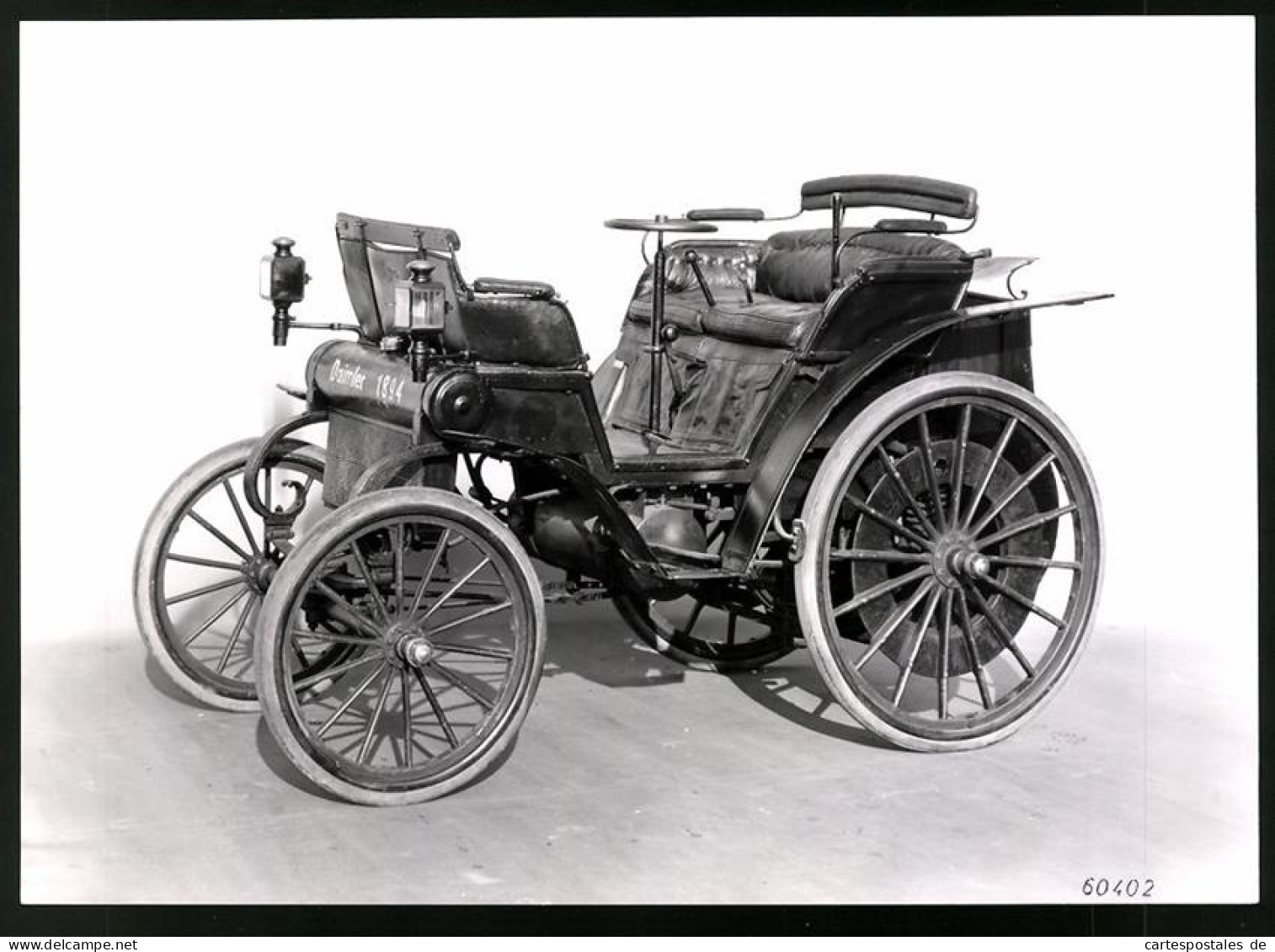 Archiv-Fotografie Auto Daimler Riemenwagen Von 1894  - Auto's