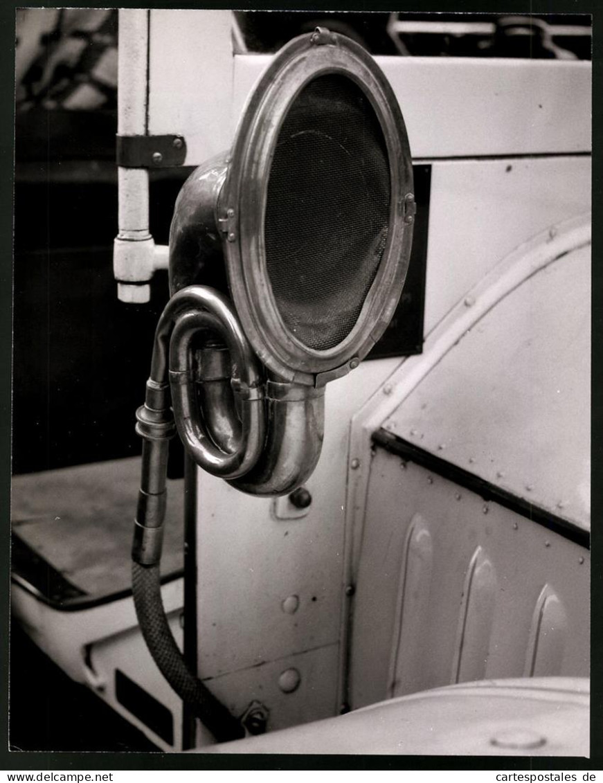 Archiv-Fotografie Auto - Automobil Detail Signalhorn - Hupe, Grossformat 28 X 22cm  - Automobile