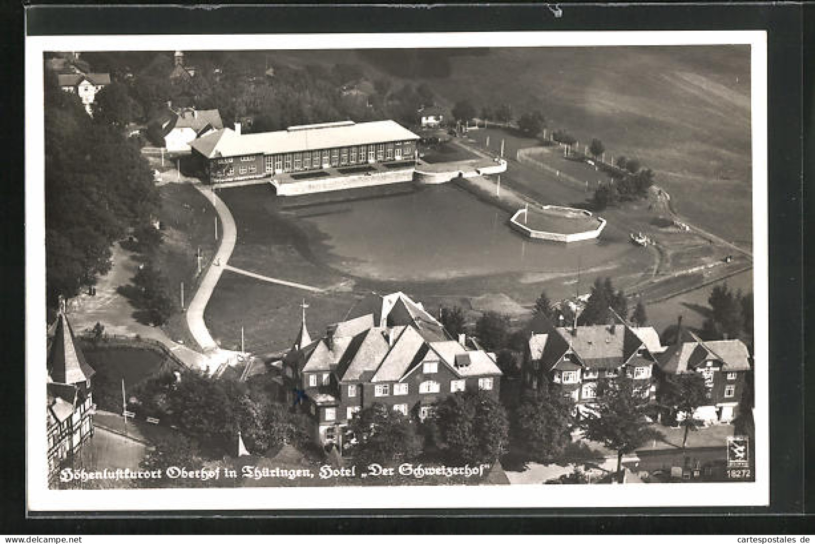 AK Oberhof / Thüringen, Teilansicht Mit Hotel Der Schweizerhof Aus Der Vogelschau  - Oberhof