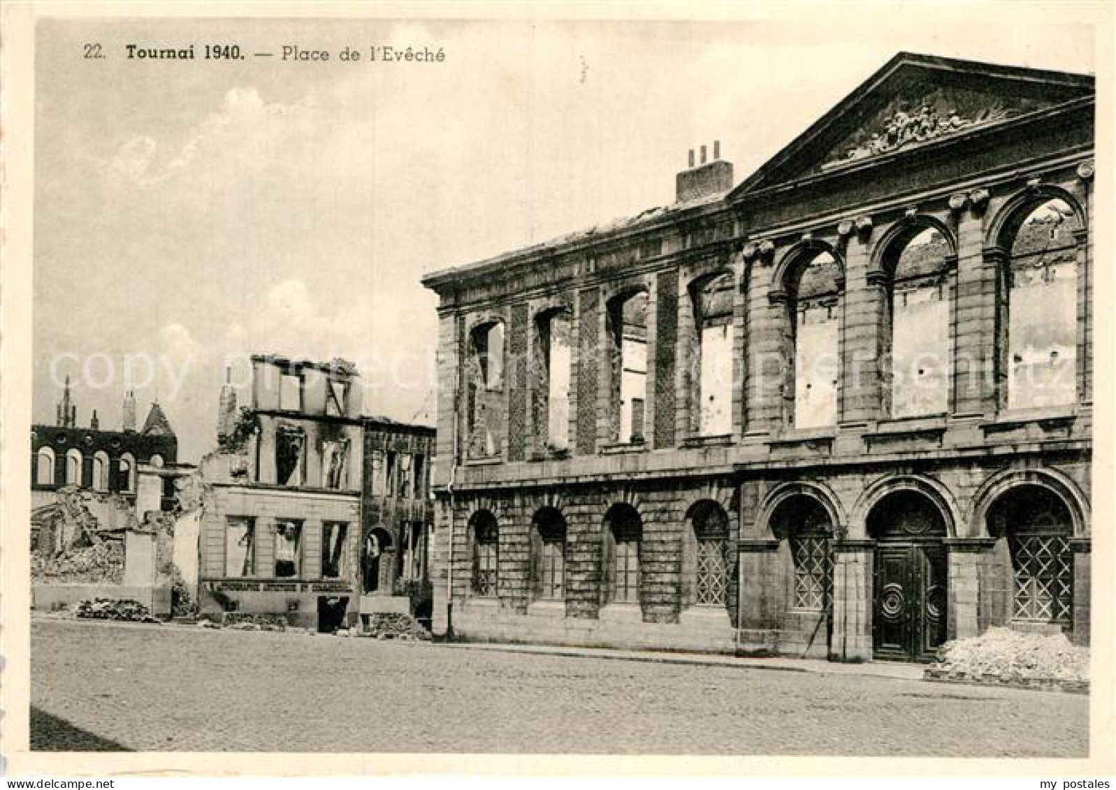 72977051 Tournai Hainaut Place De L'Eveche Tournai Hainaut - Andere & Zonder Classificatie