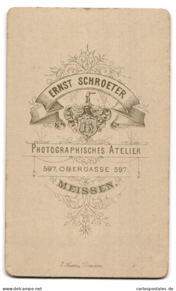 Fotografie E. Schroeter, Meissen, Obergasse 597, Bub Im Anzug  - Anonieme Personen