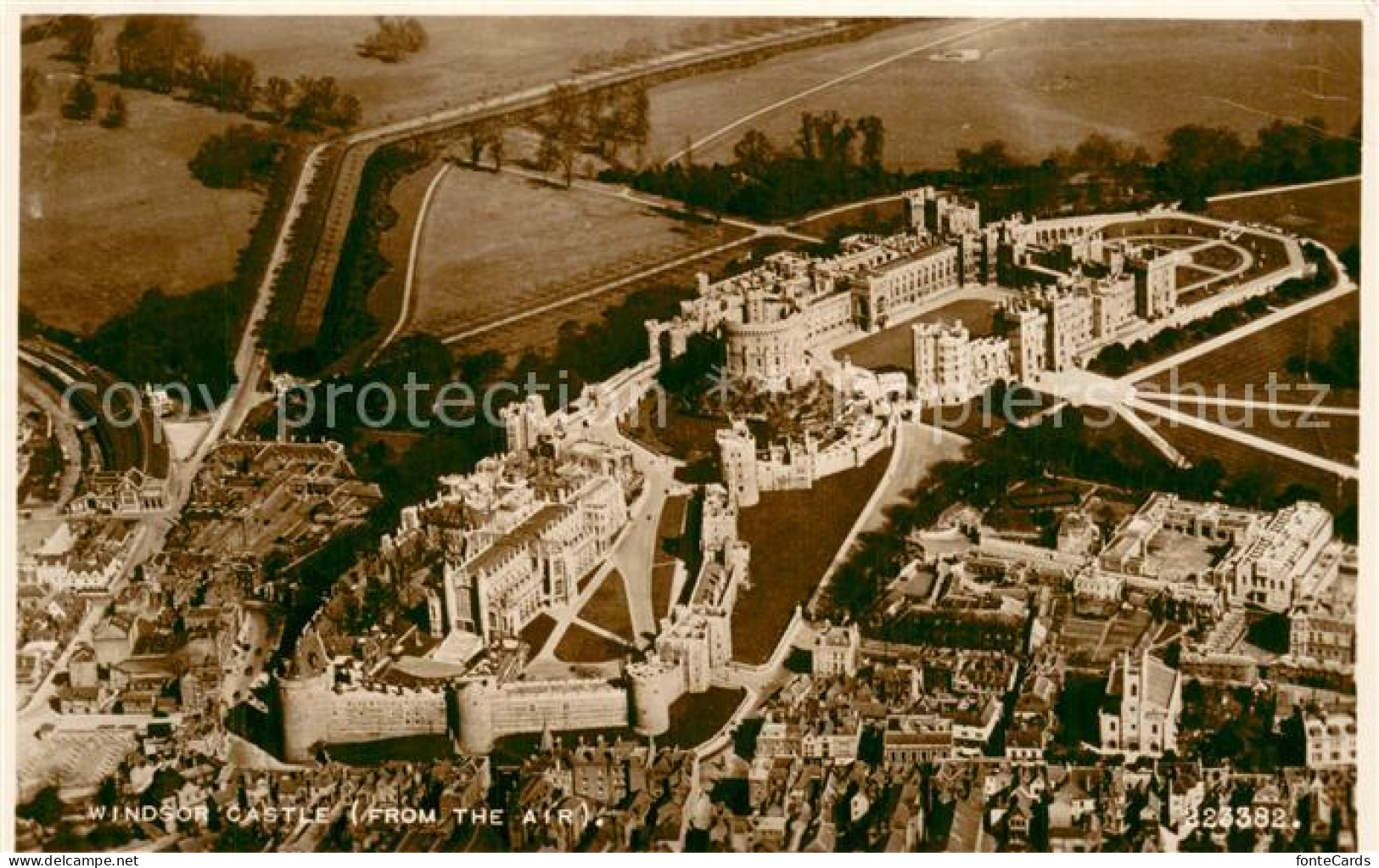 73744529 Windsor__Castle_London Fliegeraufnahme - Other & Unclassified