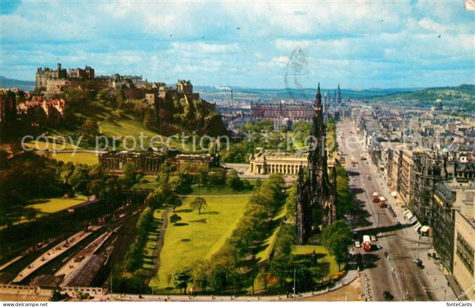72956927 Edinburgh Edinburgh Castle And Princes Street Seen From North British H - Autres & Non Classés