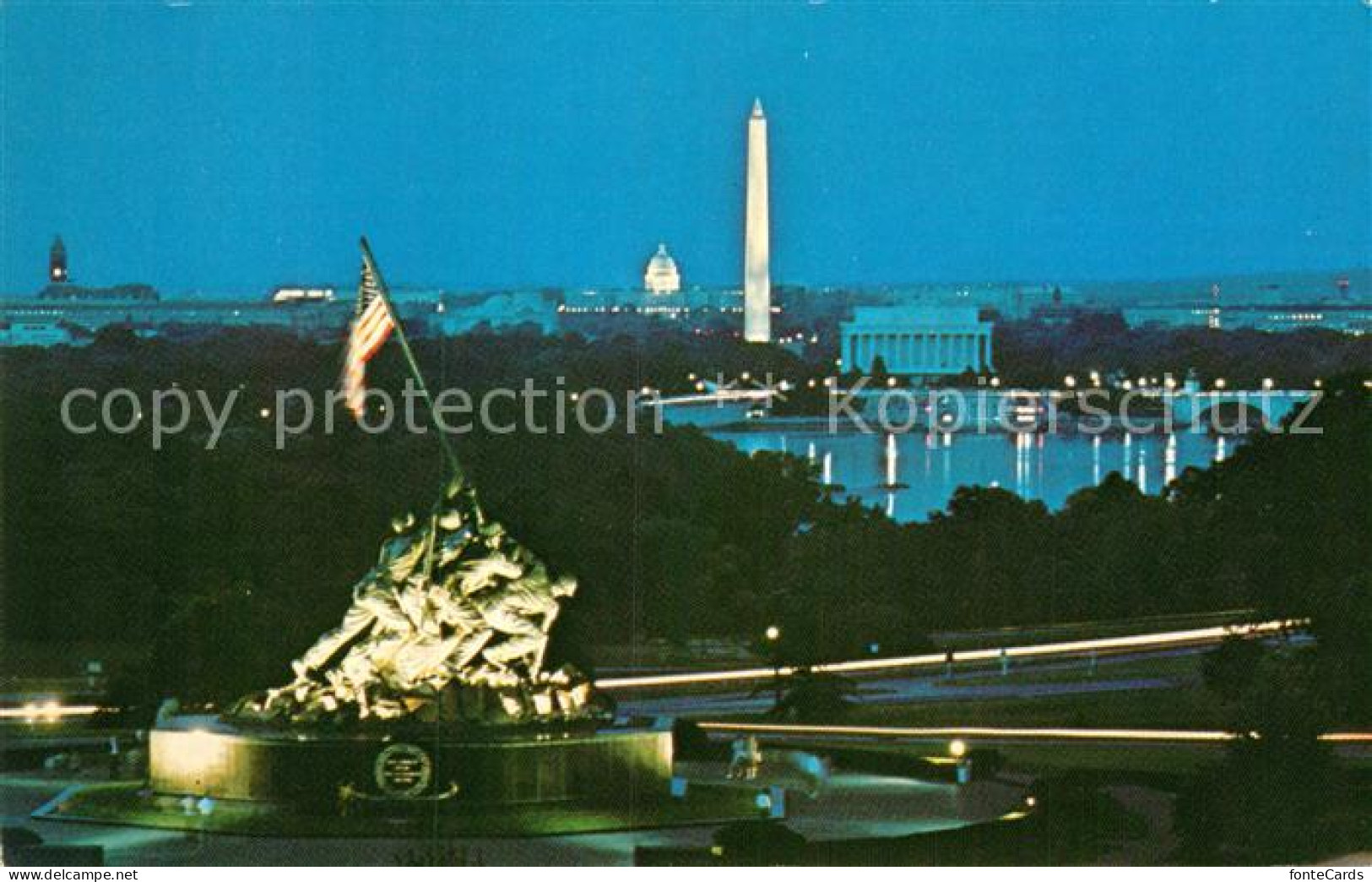 72944113 Washington DC War Memorial Overlooks Night Skyline  - Washington DC