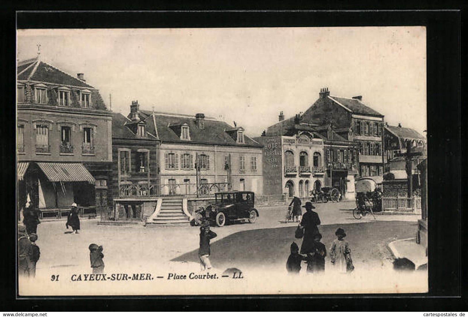 CPA Cayeux-sur-Mer, Place Courbet  - Cayeux Sur Mer