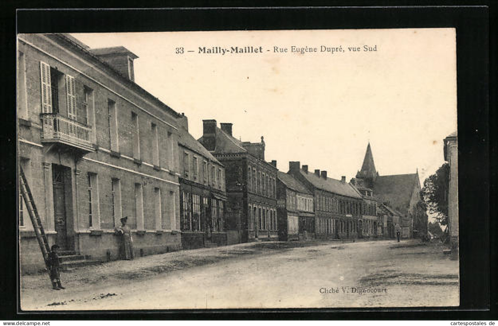 CPA Mailly-Maillet, Rue Eugène Dupré  - Autres & Non Classés