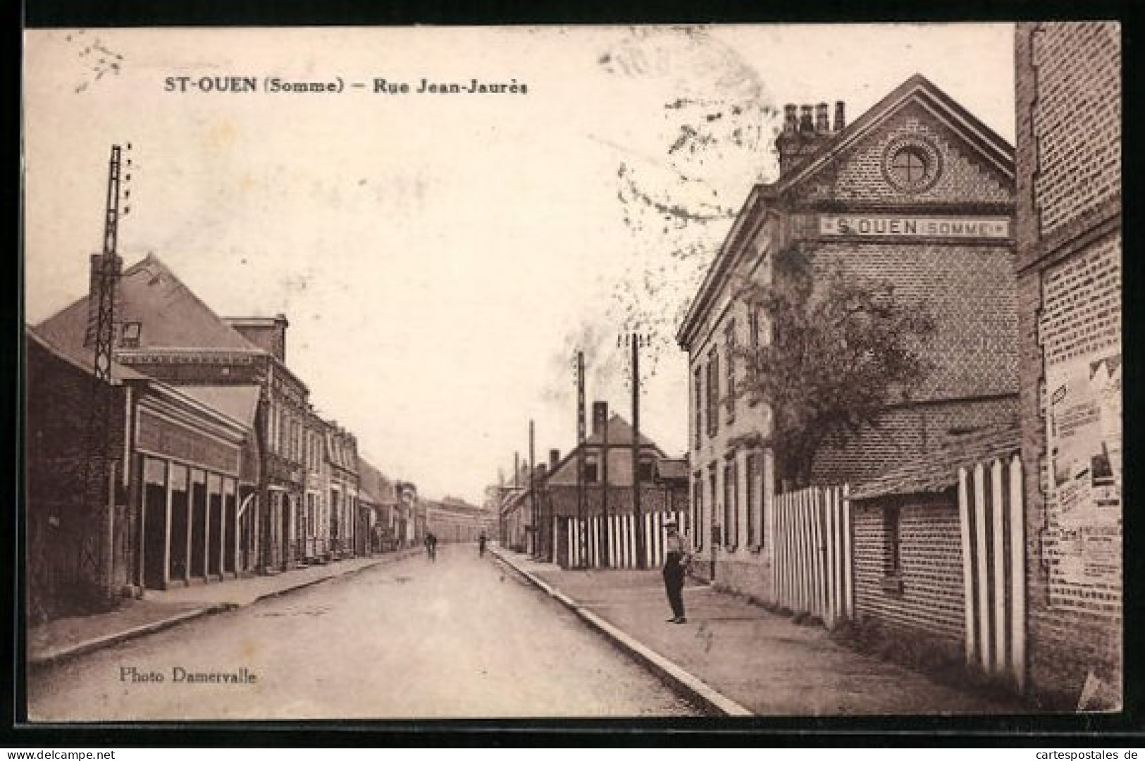 CPA St-Ouen, Rue Jean-Jaurès, Vue De La Rue  - Saint Ouen
