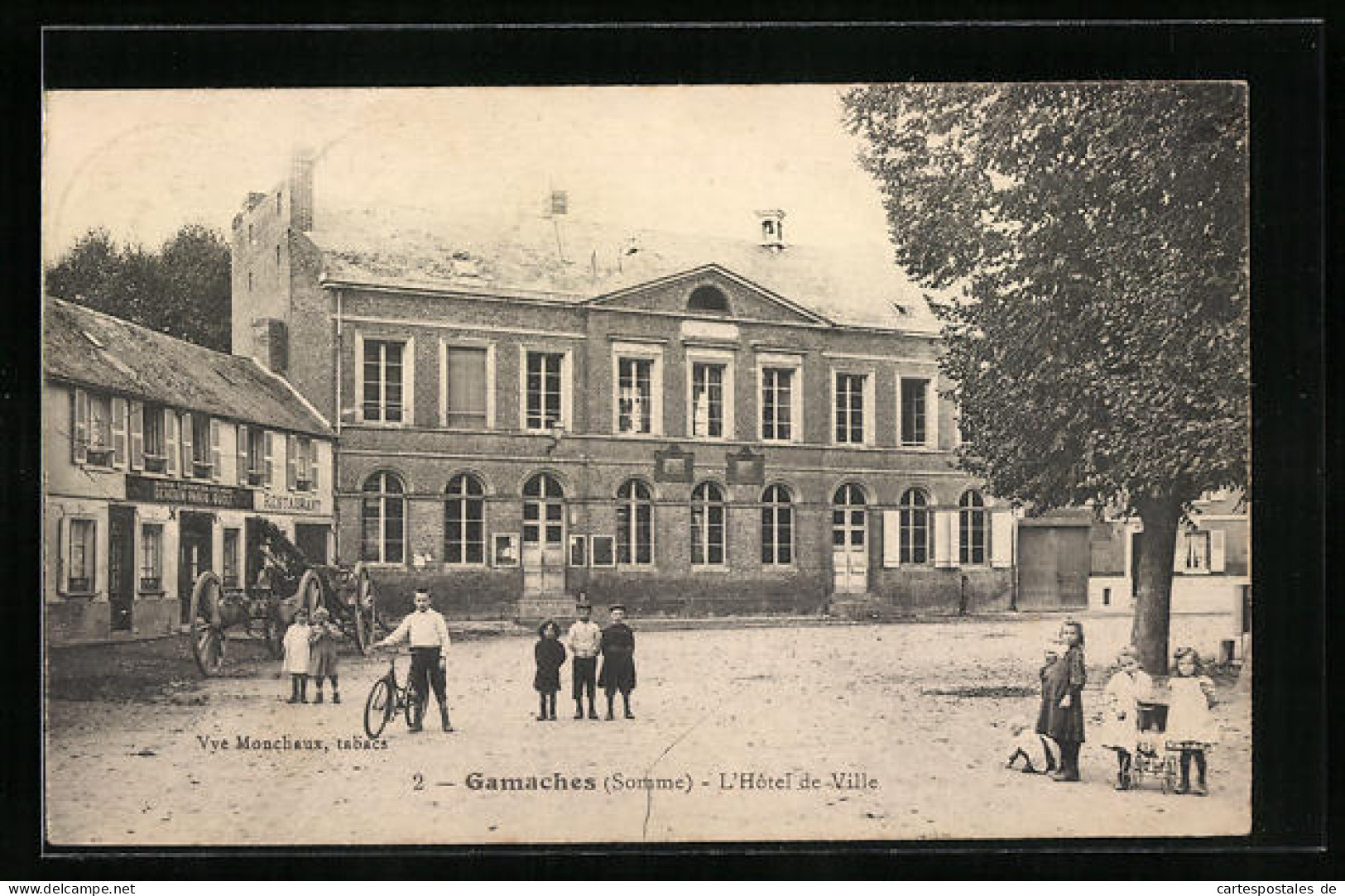 CPA Gamaches, L`Hôtel De Ville  - Andere & Zonder Classificatie