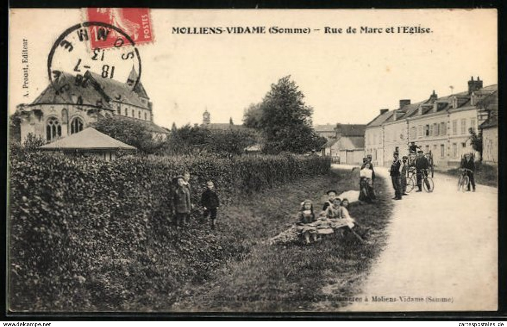 CPA Molliens-Vidame, Rue De Marc Et L`Eglise  - Autres & Non Classés