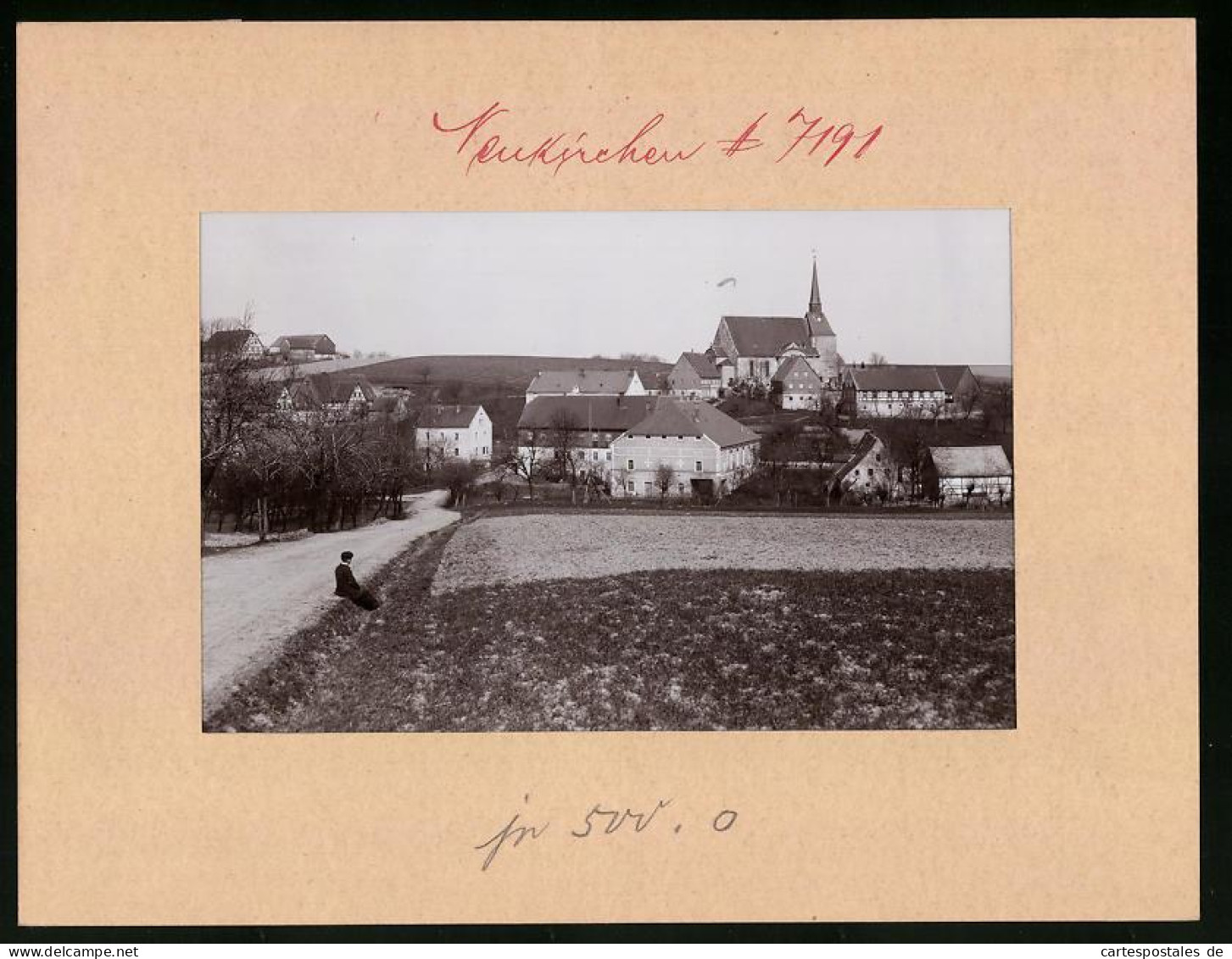 Fotografie Brück & Sohn Meissen, Ansicht Neukirchen Bei Deutschenbora, Strassenpartie Mit Blick Auf Den Ort  - Orte