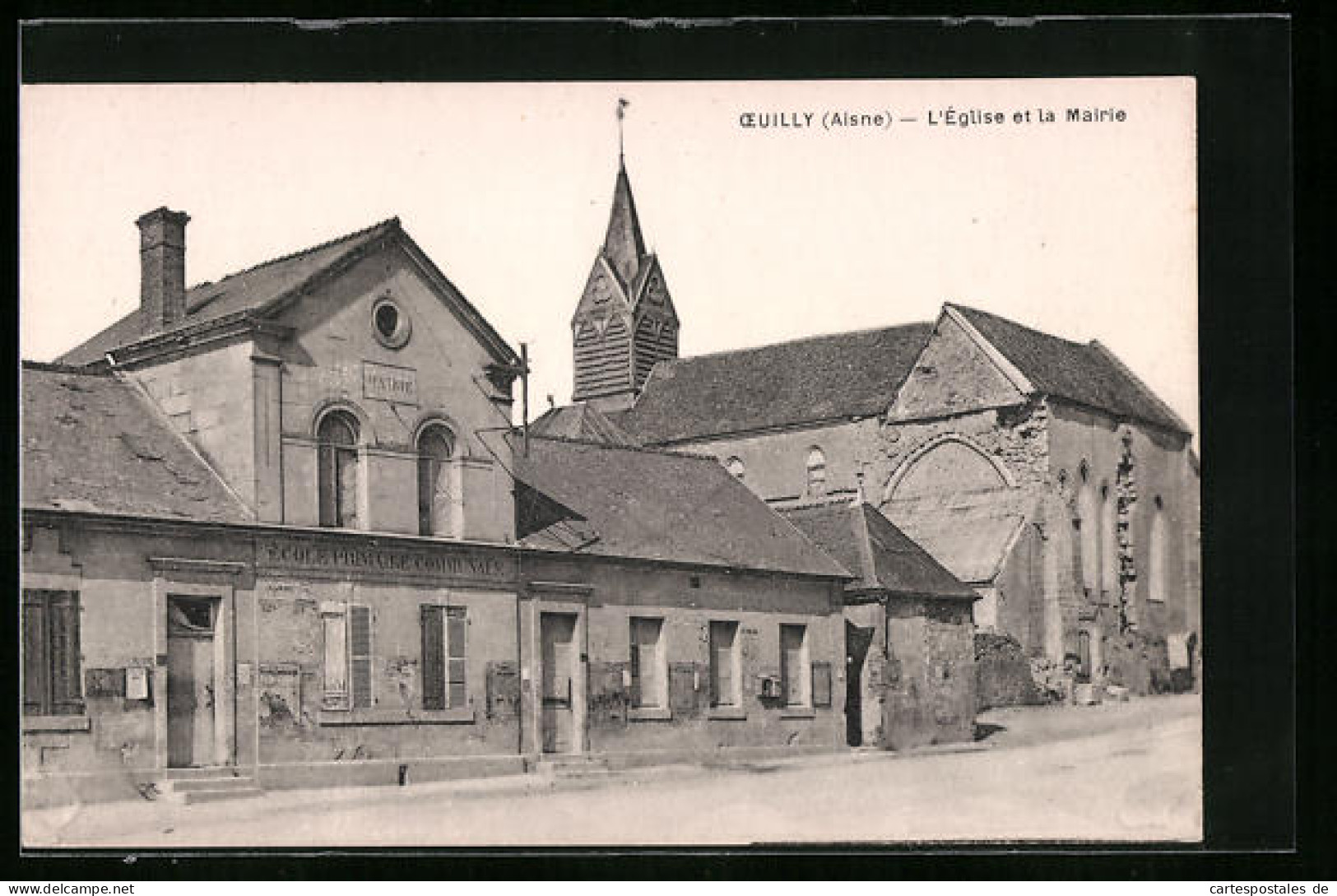 CPA Oeuilly, L`Eglise Et La Mairie  - Autres & Non Classés