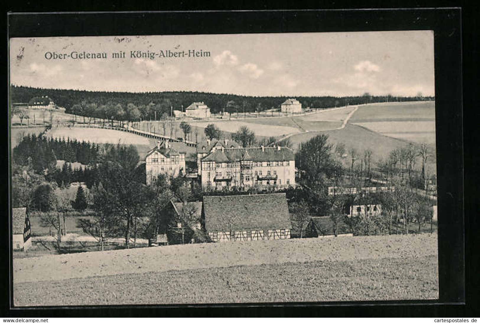 AK Ober-Gelenau, Ortsansicht Mit König-Albert-Heim  - Gelenau