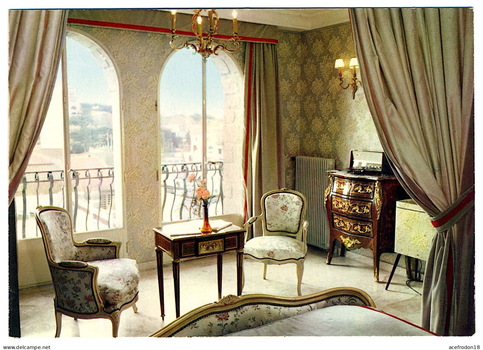 ÎLE DE BENDOR - L'Hôtel Delos - Une Chambre Louis XV - Autres & Non Classés
