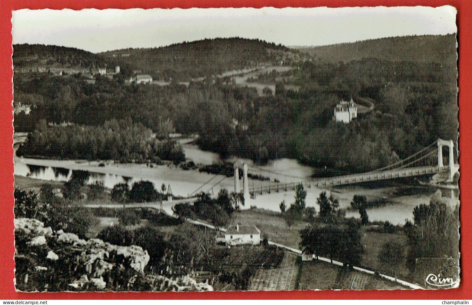 Gluges - Vue Sur La Dordogne Et Le Pont Suspendu - Altri & Non Classificati