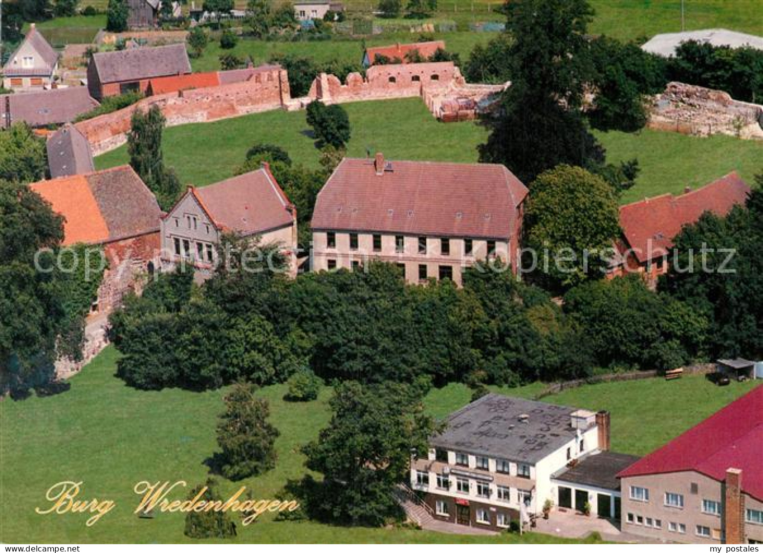 72961294 Wredenhagen Burg Wredenhagen Mit Schule Gaststaette Und Mehrzweckhalle  - Other & Unclassified