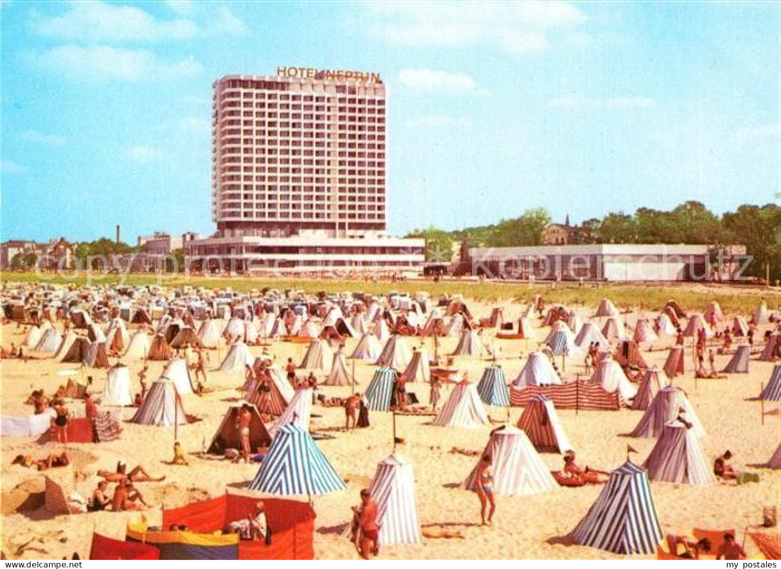 72960883 Warnemuende Ostseebad Strand Mit Hotel Neptun Warnemuende - Rostock