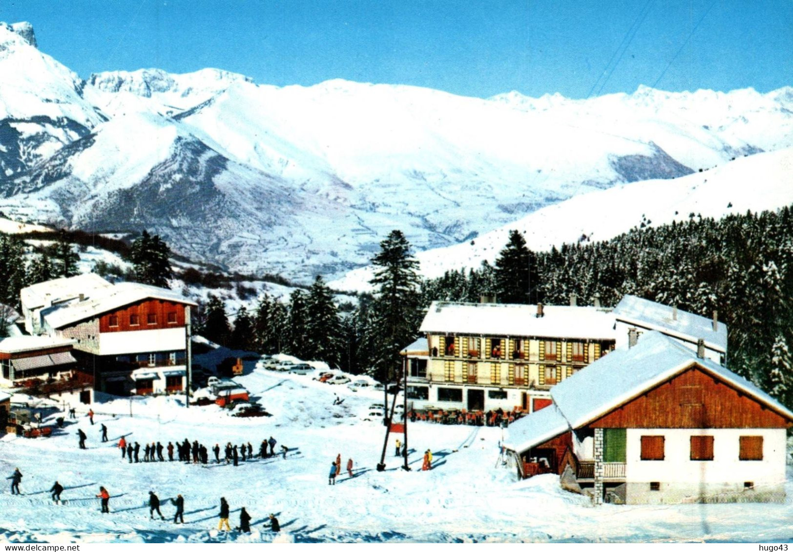 (RECTO / VERSO) CEUSE EN 1975 - VUE GENERALE - CACHET VEYNES ENTREPOT - LEGER PLI ANGLE BAS A DROITE - CPSM GF - Autres & Non Classés