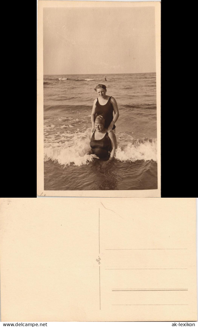 Swinemünde Świnoujście Strand, Frauen Bademode 1929 Privatfoto Foto - Pommern