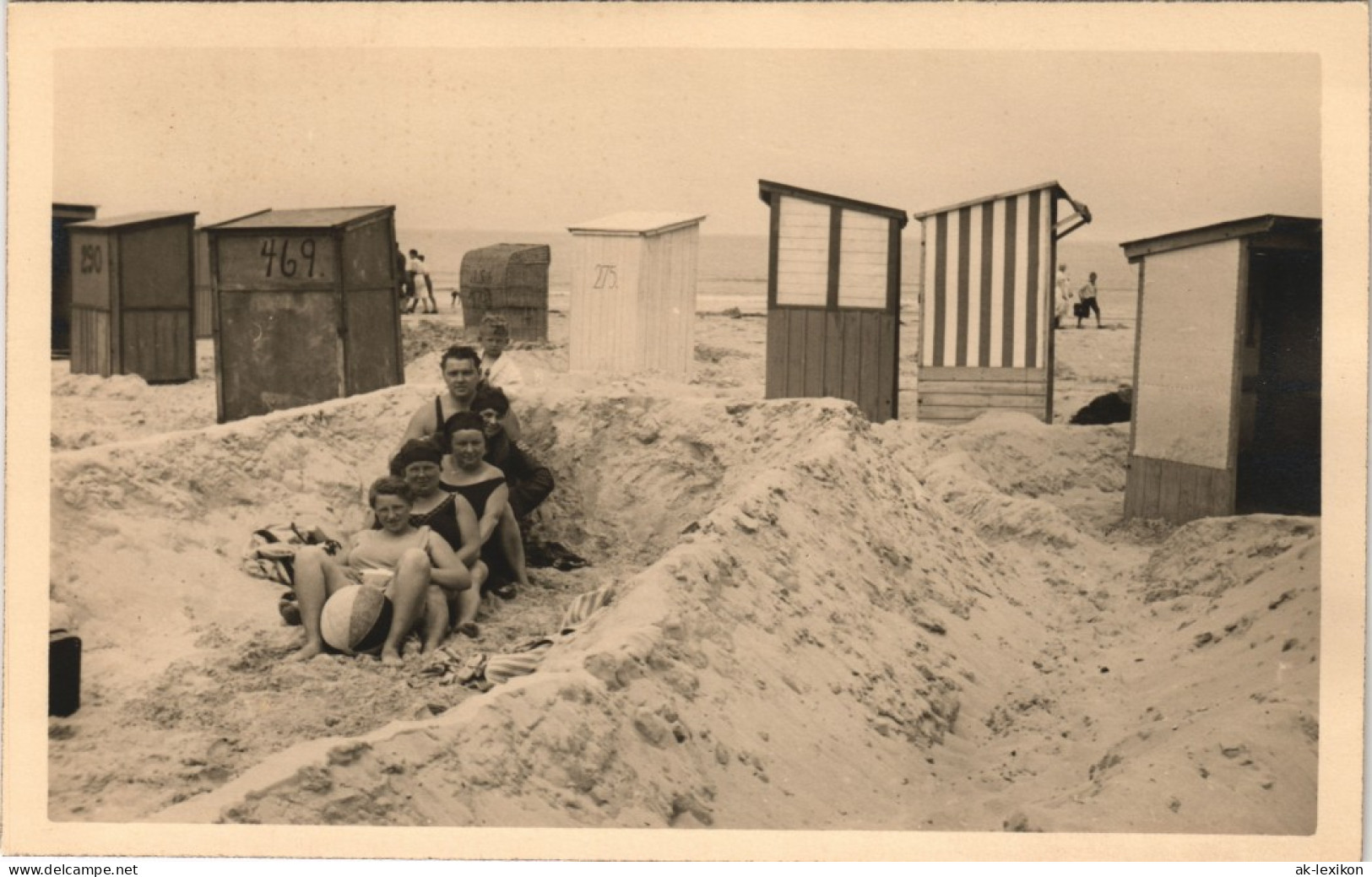 Swinemünde Świnoujście Strandleben Frauen - Körbe 1929 Privatfoto Foto - Pommern