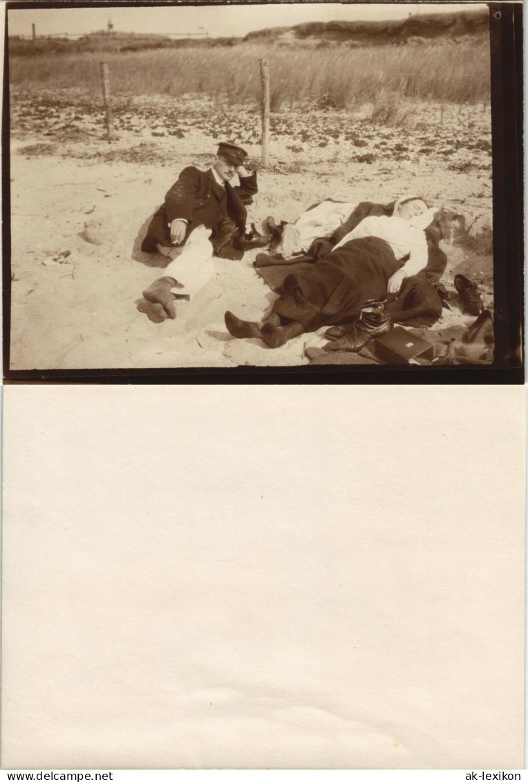 Foto Insel Sylt Mann Und Frau In Den Dünen 1908 Privatfoto Foto - Sonstige & Ohne Zuordnung