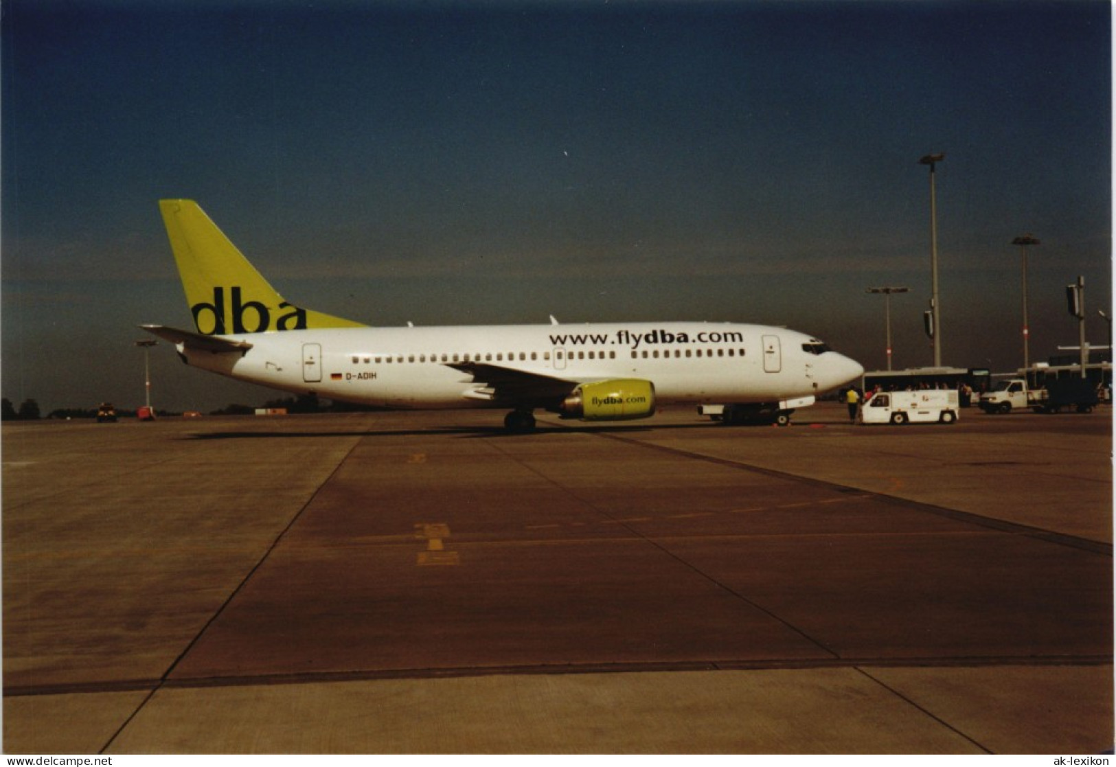 Flugwesen Flugzeug Dba Airline Auf Vorfeld Foto Photo 2010 Privatfoto Foto - 1946-....: Moderne