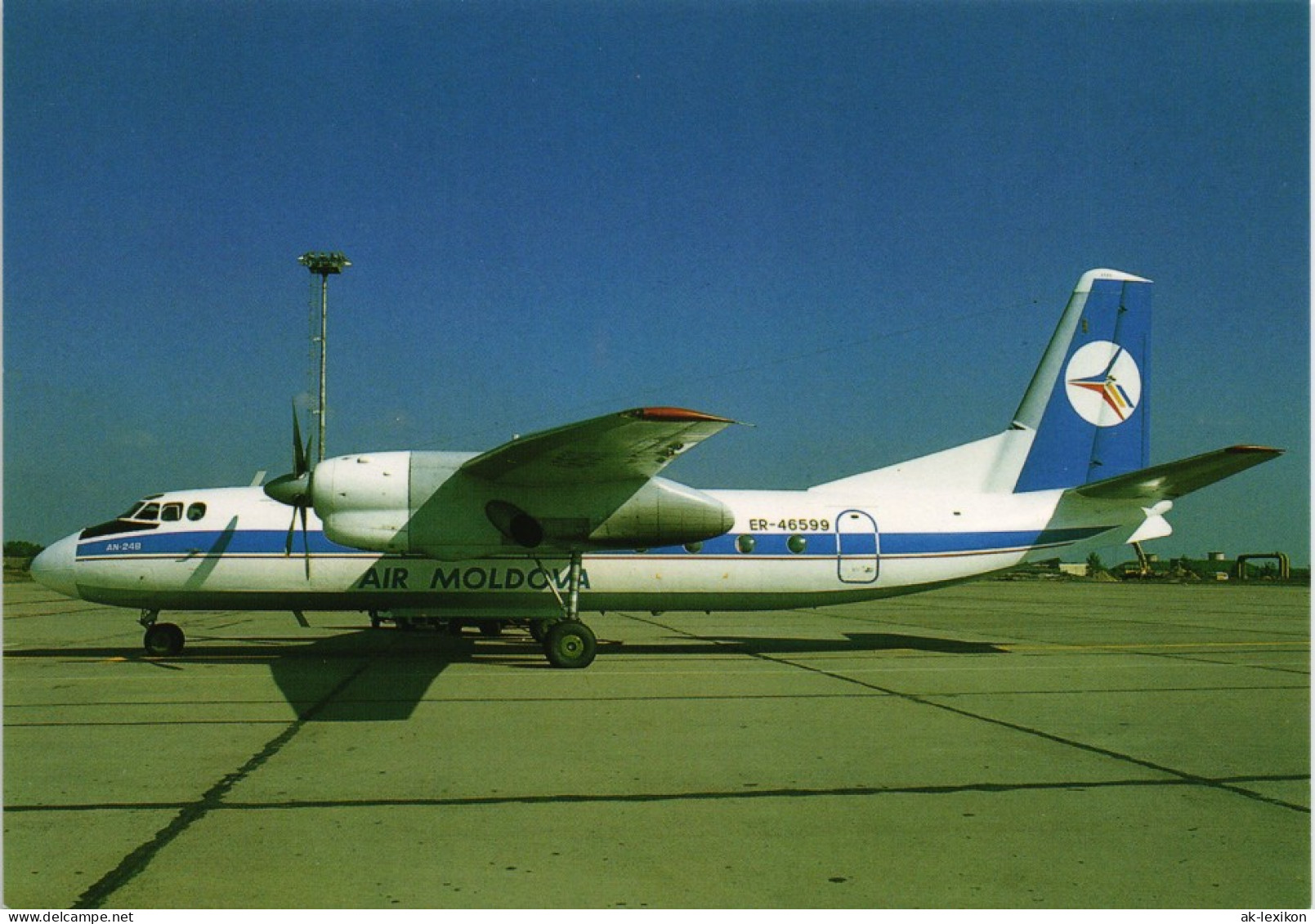 Ansichtskarte  AIR MOLDOVA Antonov 24B Propeller-Flugzeug 1990 - 1946-....: Modern Tijdperk