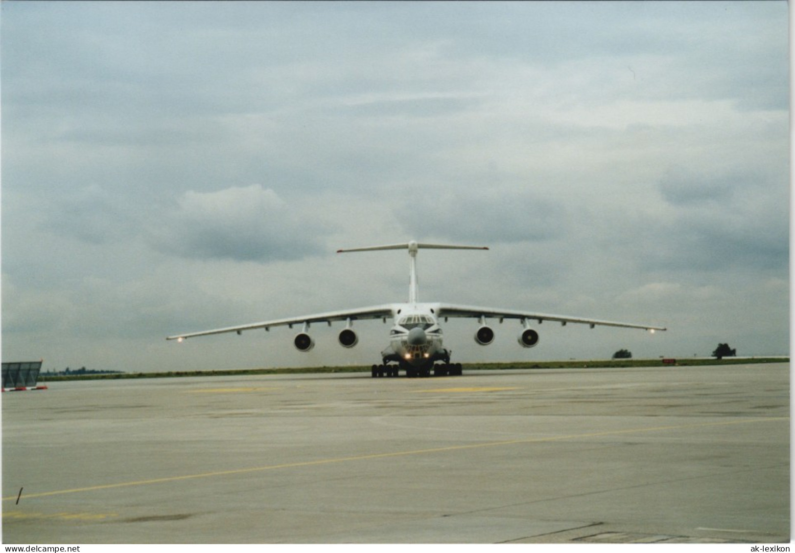 Flugzeug Foto Airplane Photo 4-strahliges Transportflugzeug 2001 Privatfoto - 1946-....: Era Moderna